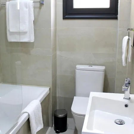 דירה Luxury At Mackenzie With Private Parking And Balcony