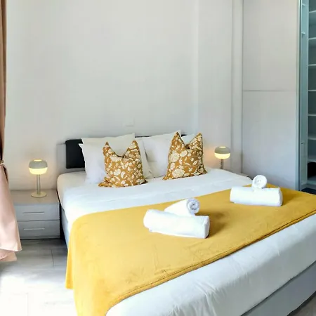 Luxury At Mackenzie With Private Parking And Balcony Apartament