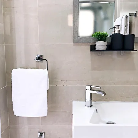Apartament Luxury At Mackenzie With Private Parking And Balcony