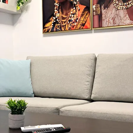 Luxury At Mackenzie With Private Parking And Balcony דירה *