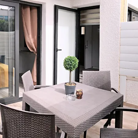 Luxury At Mackenzie With Private Parking And Balcony *