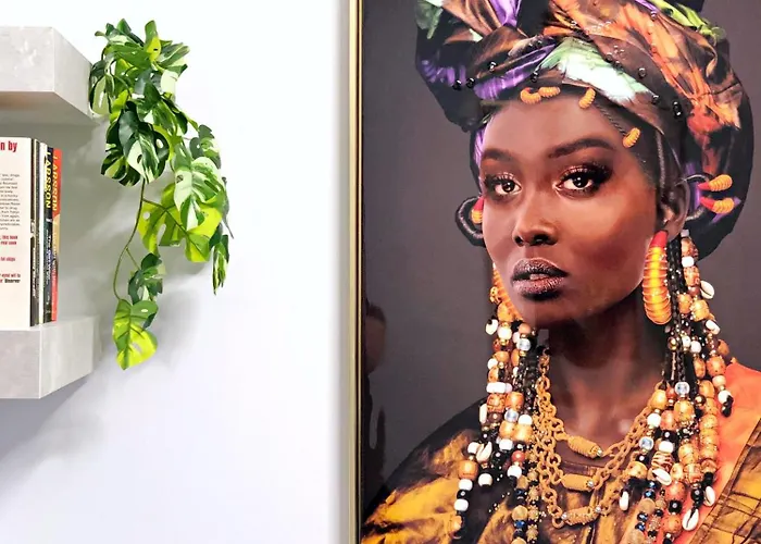 Luxury At Mackenzie With Private Parking And Balcony * ラルナカ